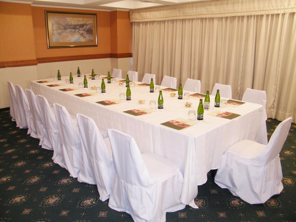 Hotel Torremayor Lyon Сантяго Екстериор снимка